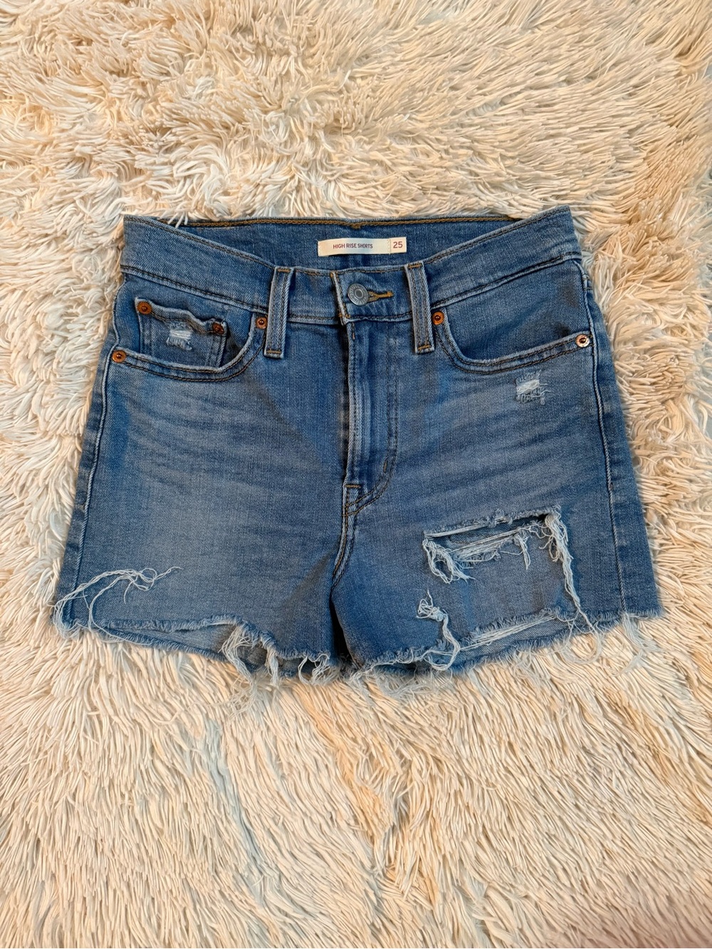 Levi’s Distressed High Rise Shorts - Picture 2 of 2